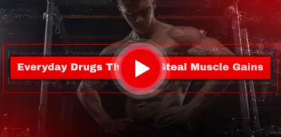 Homem frustrado na academia depois de aprender que drogas cotidianas afetam ganhos musculares